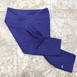 alo Capris Workout Leggings